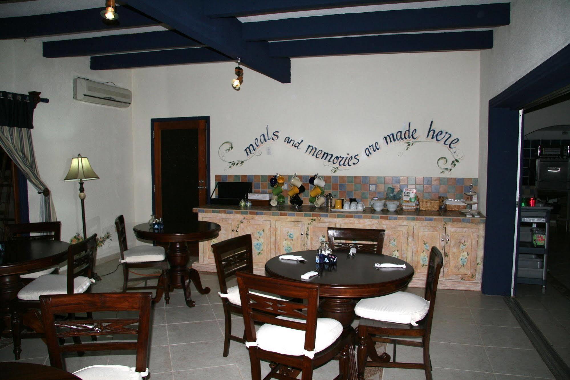 Club Arias Bed & Breakfast Savaneta Ngoại thất bức ảnh